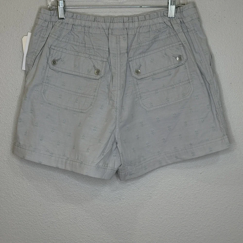 Mountain and Isles Chino Shorts Womens Sz Large Cloudy Grey Drawstring Waist NEW